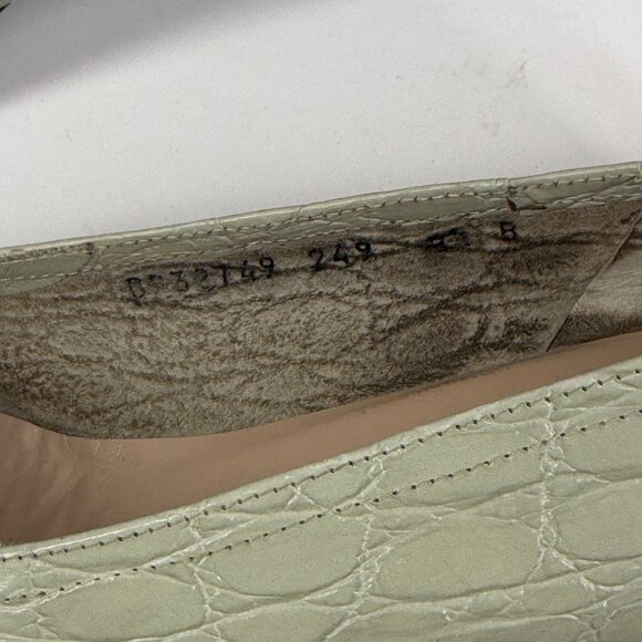 Vintage Salvatore Ferragamo Wedge Pumps Croc Embossed Leather Nile Green Sz 8.5 - Picture 15 of 16
